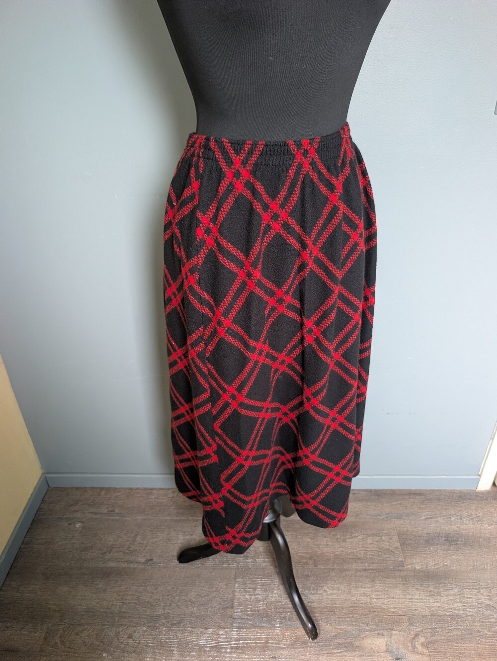 Vintage Cathy Daniels Red & Black Plaid Skirt